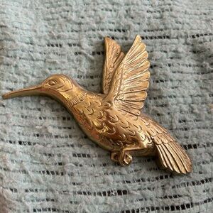 Vintage hummingbird